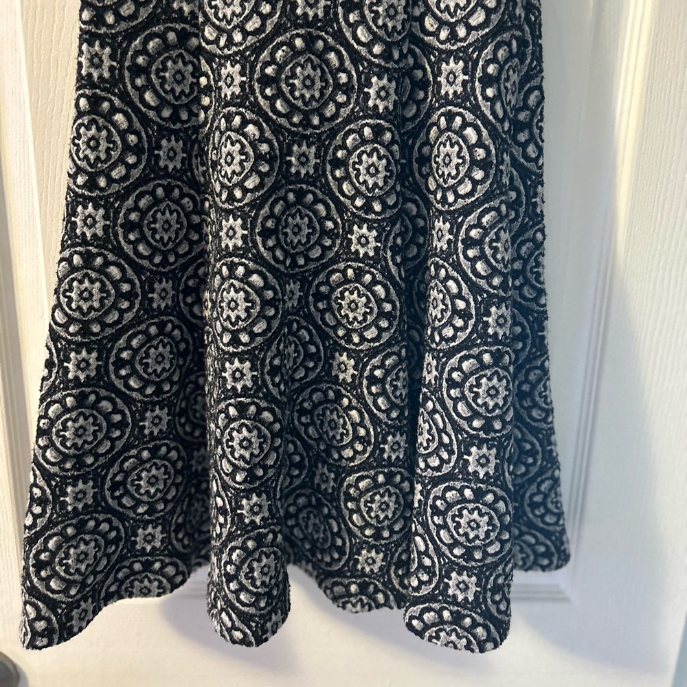 Zara Woman Geometric Floral Sleeveless Skater Dress size medium - Picture 6 of 10